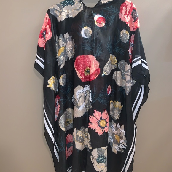 Kimono - Picture 2 of 2